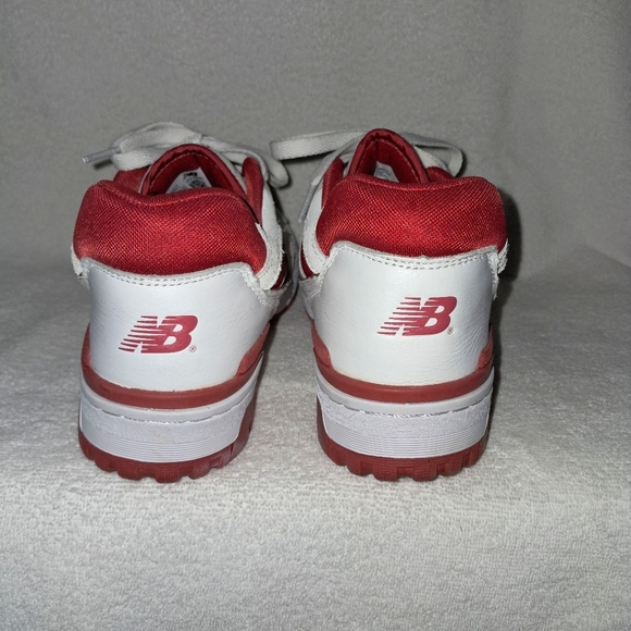 550 New Balance, blood red and white size 8.5 men. - Picture 3 of 4